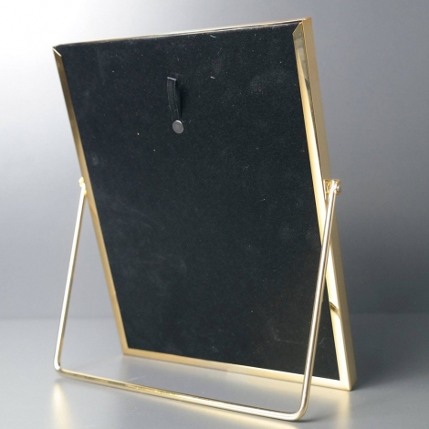 Gold İnce Ayaklı Çerçeve 20x25 cm