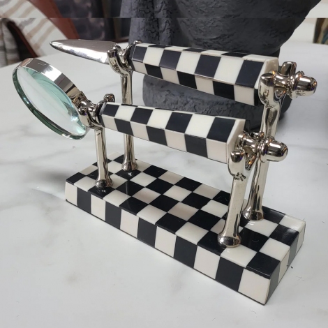 Standlı Siyah Beyaz Damalı Büyüteç Seti 26x15 cm